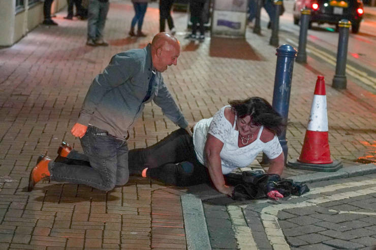 Bad Weather? Brits Don’t Care, Because It’s Bank Holiday!