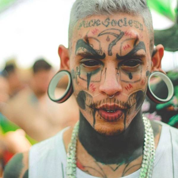 People Who Wanted To Look Special Way Too Much…