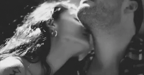 People Tell About Their Hottest Sex Experiences