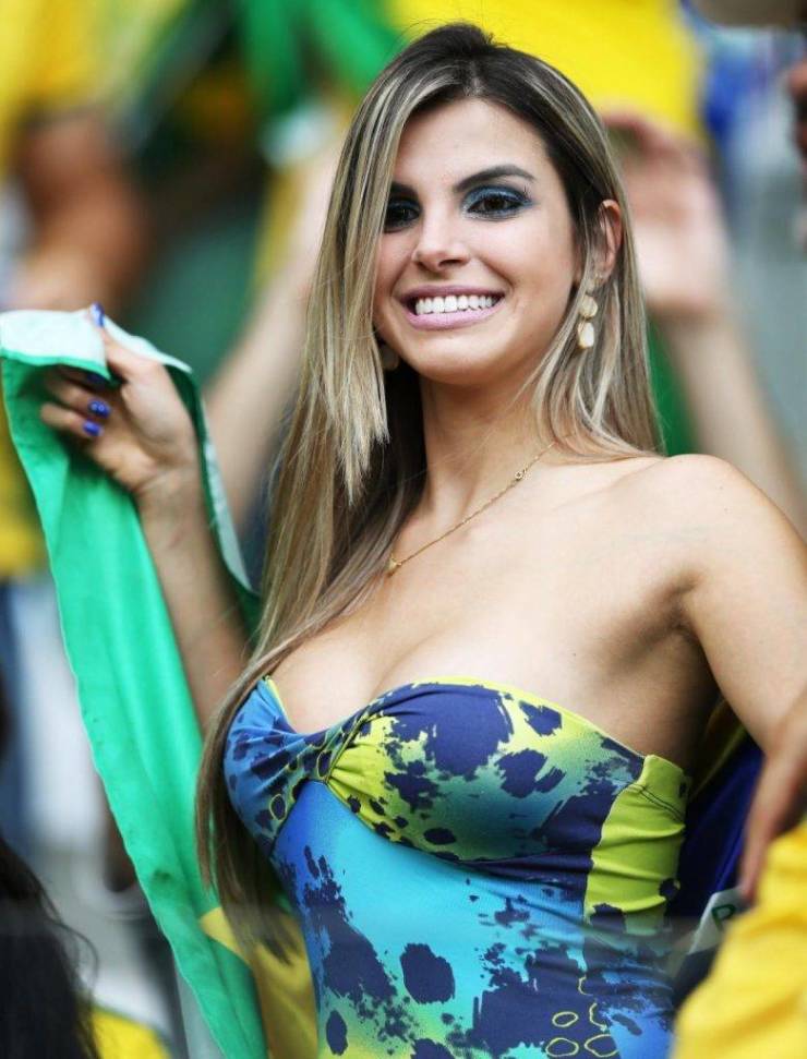 These Football Fans Are Spicy!