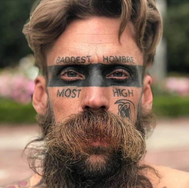 Freaks! Freaks Everywhere!