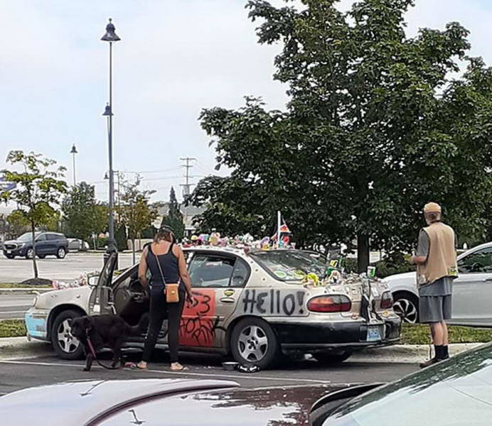 “Walmart” Visitors Are Very Special…