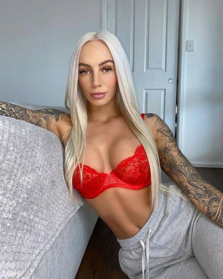 Beautiful Tattooed Girls!