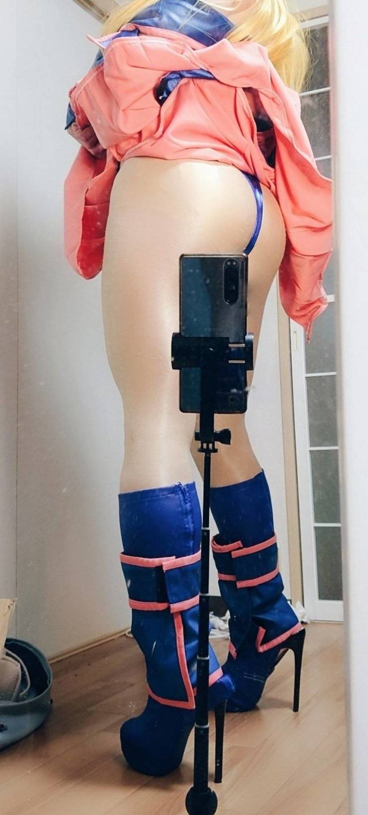This Cosplayer Girl Is Actually A 30-Year-Old Guy!