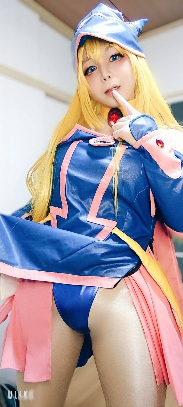 This Cosplayer Girl Is Actually A 30-Year-Old Guy!