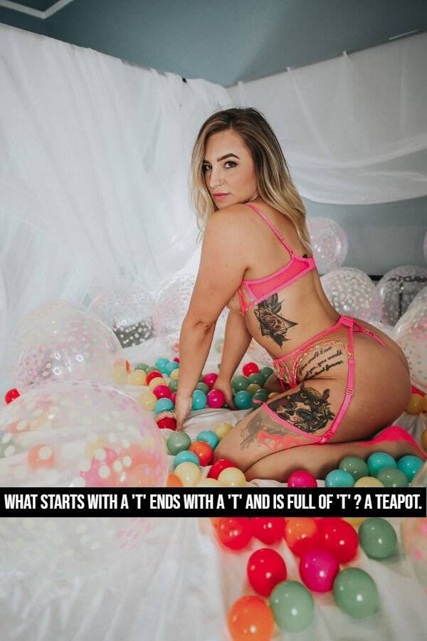 Funny Girls Have Arrived!