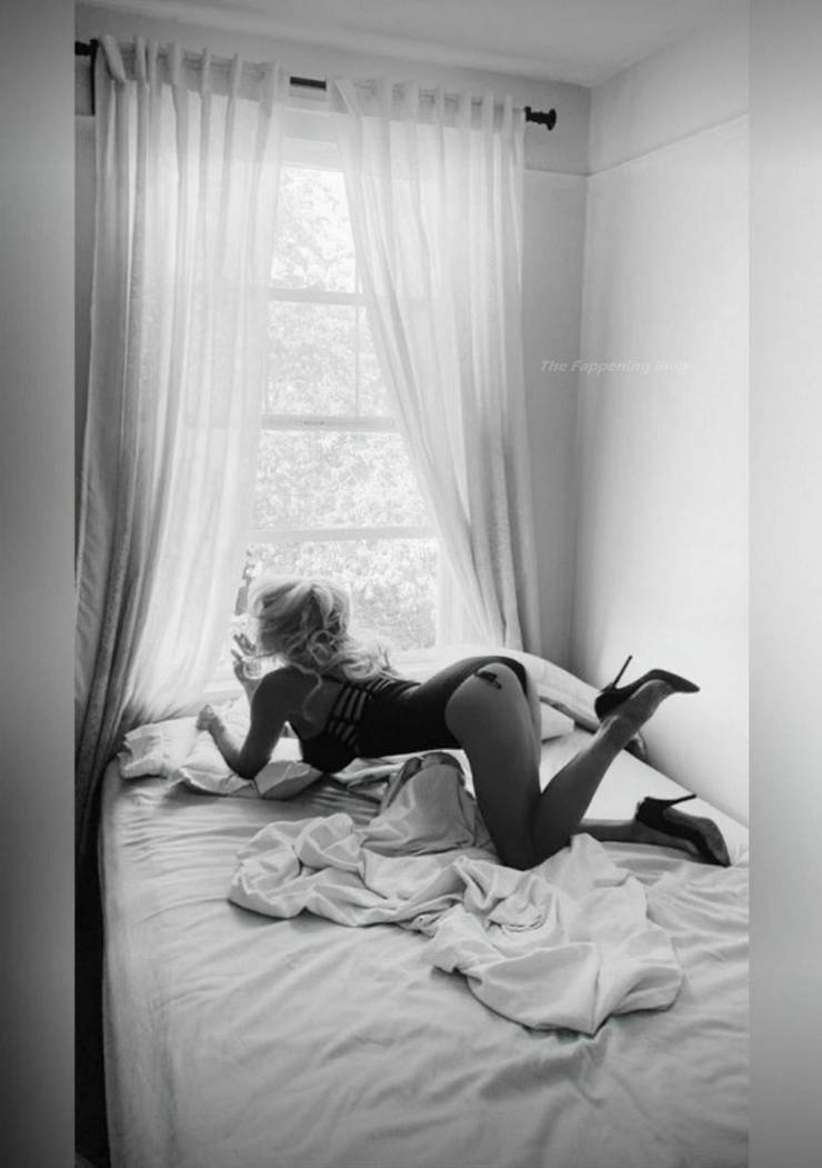 Pamela Anderson’s New Hot Photoshoot