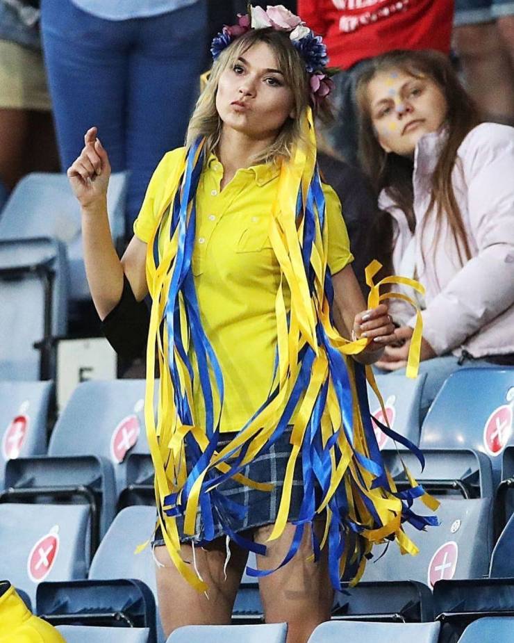 “EURO 2020” Has Some Beautiful Fans!