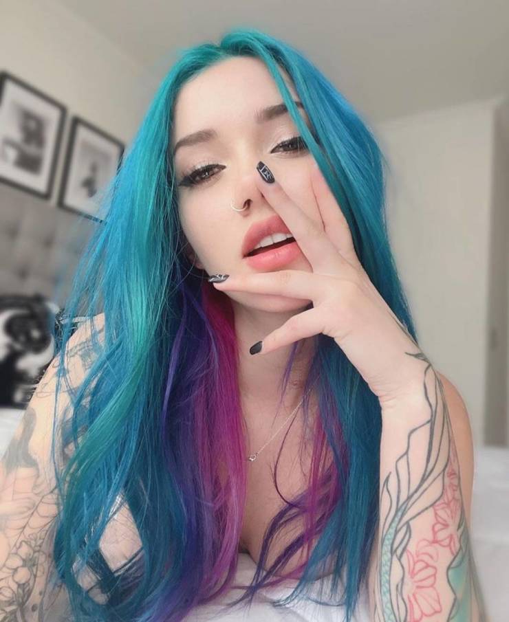 Neon Looks Real Hot!