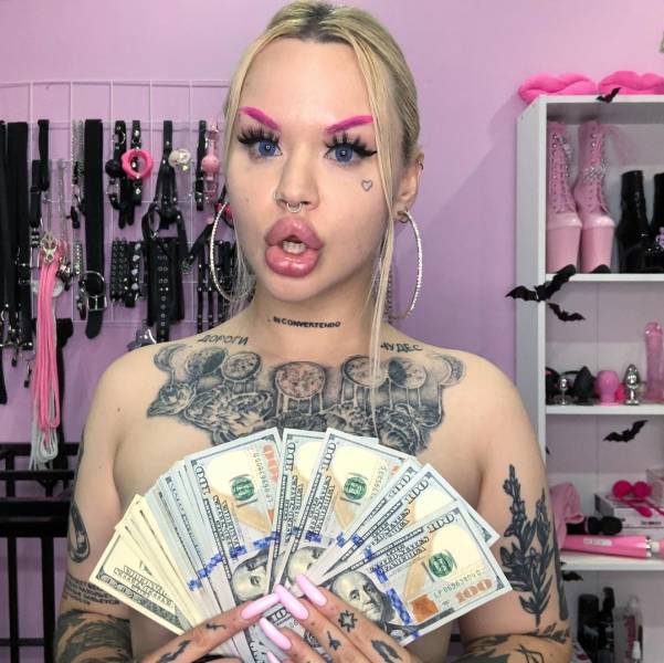 From A Goth To A Bimbo Sex Doll…