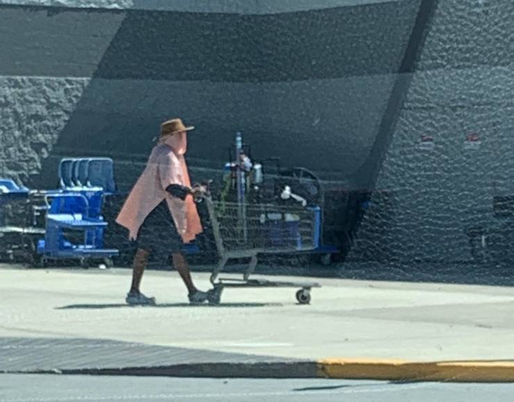 “Walmart” And Its Crazy Customers