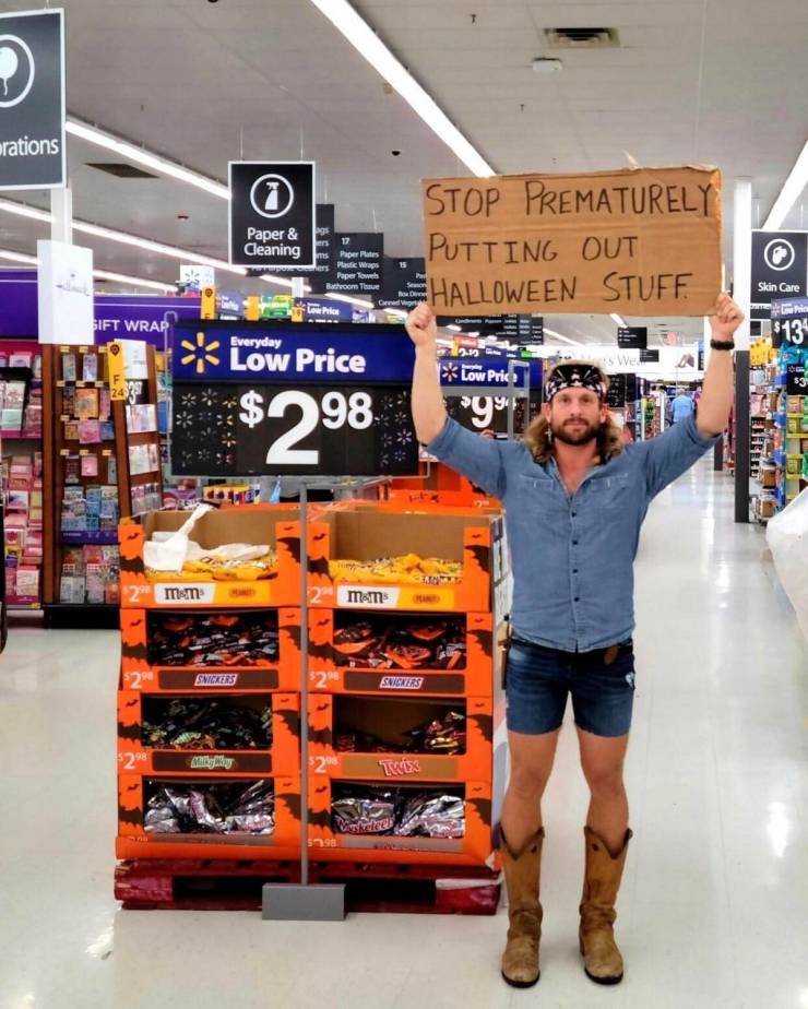 “Walmart” And Its Crazy Customers