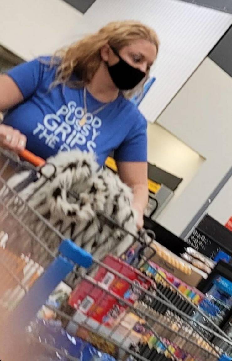 “Walmart” And Its Crazy Customers