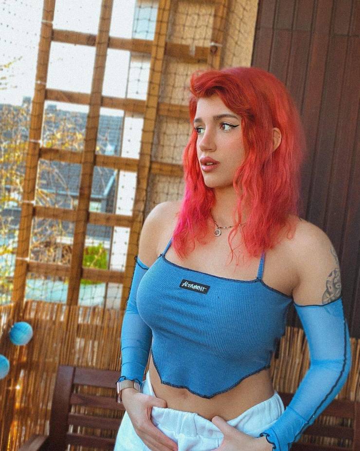 Hot Girls With Neon Hair