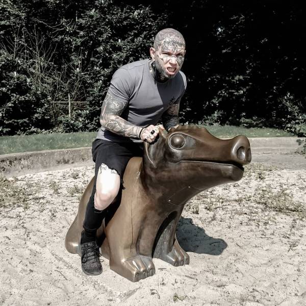 Freaks Who Keep Destroying Their Own Bodies