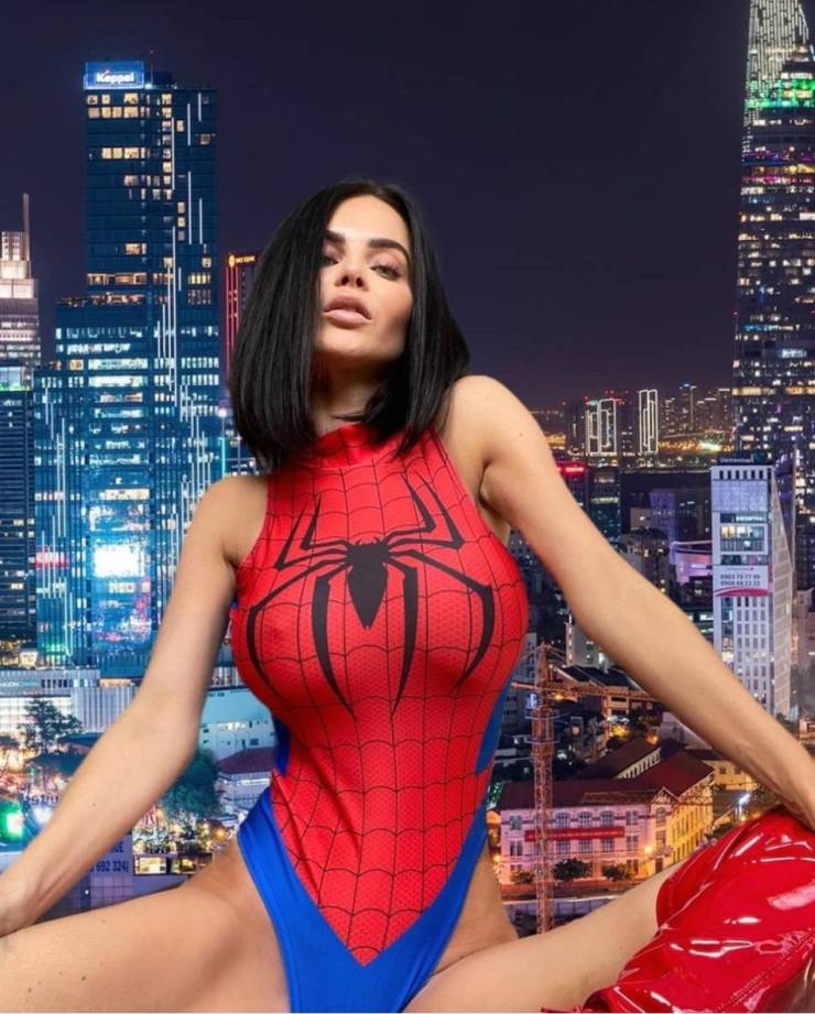 These Are Some Hot Spider-Girls!