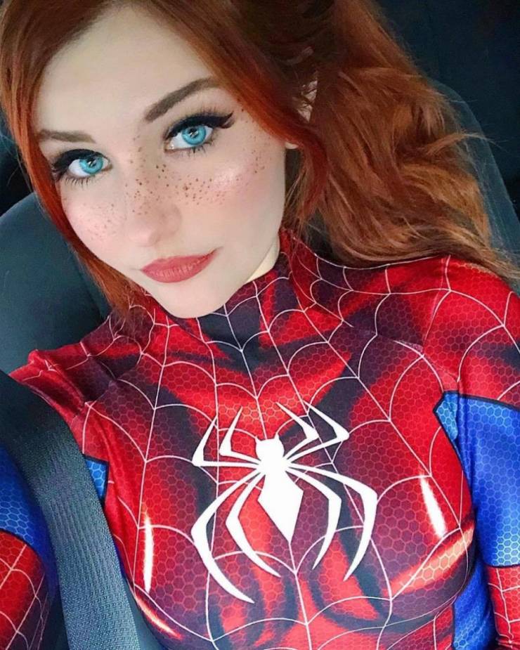 These Are Some Hot Spider-Girls!