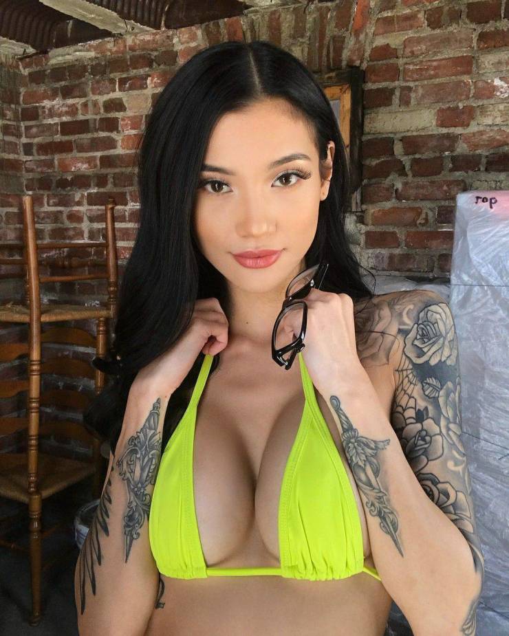 Spicy And Tattooed!