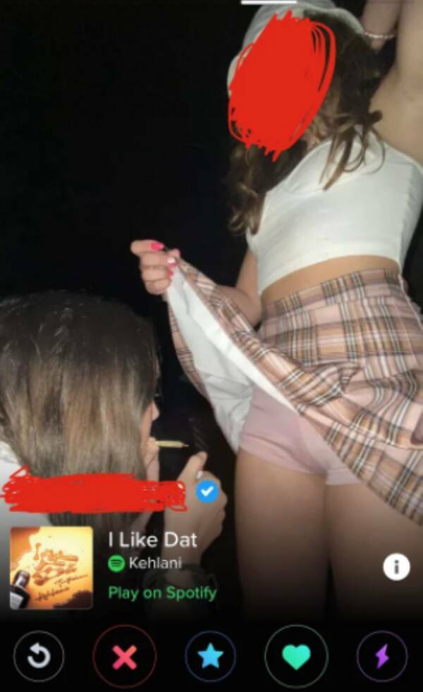 “Tinder” Has No Idea What Shame Is…