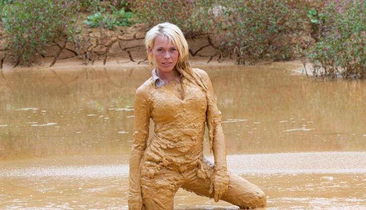 Look At These Dirty Girls!