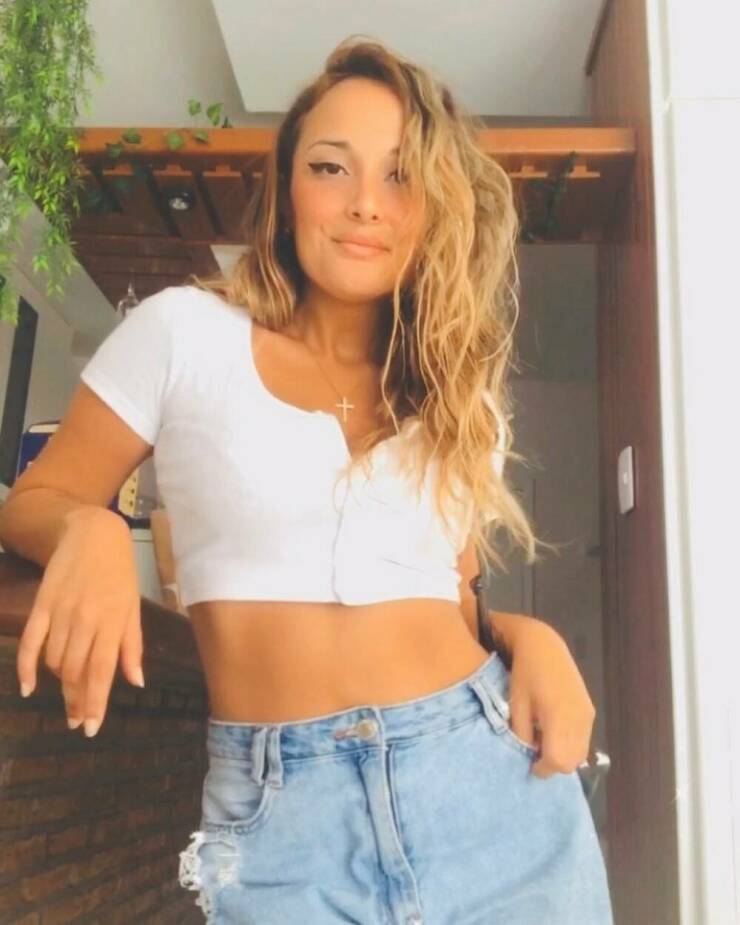 White Shirts – The Pinnacle Of Sexiness