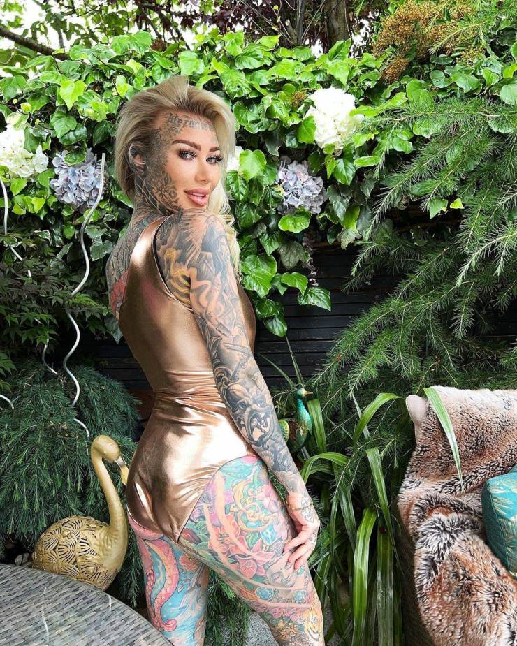 World’s Most Tattooed Vagina