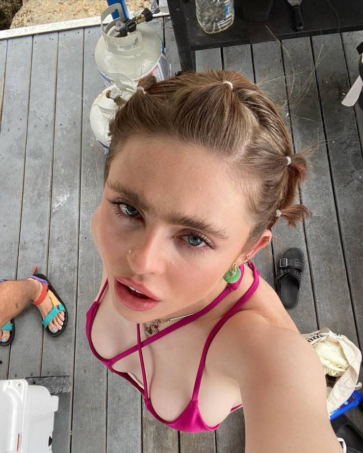 Unibrow Girl Says She’s Getting Cyberbullied On Social Media