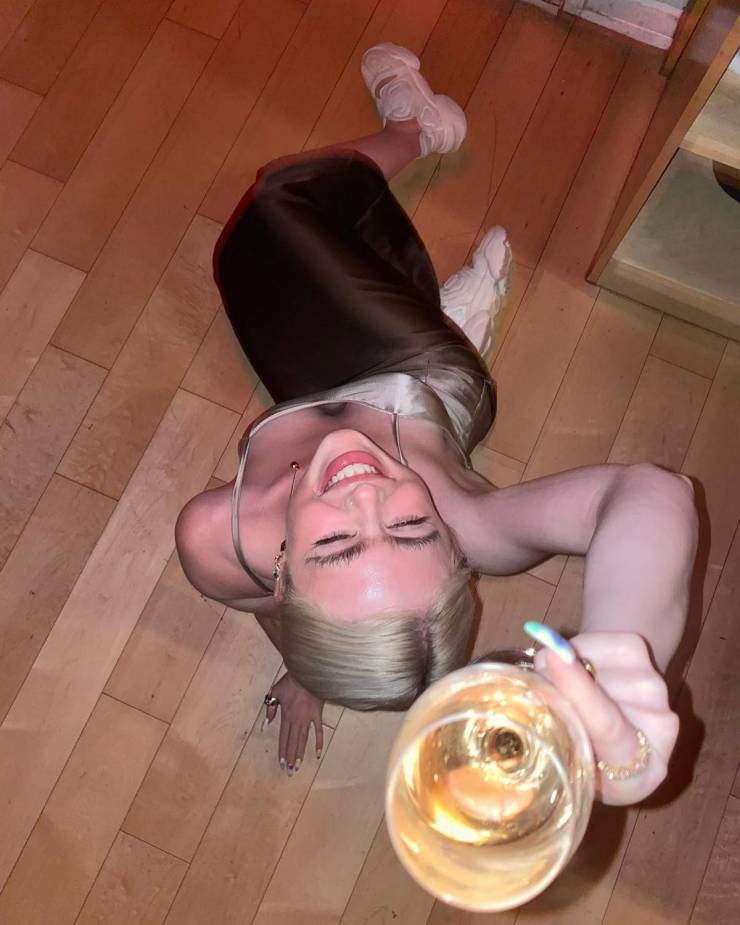 Unibrow Girl Says She’s Getting Cyberbullied On Social Media