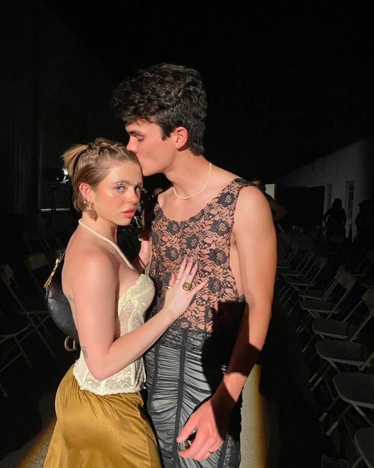 Unibrow Girl Says She’s Getting Cyberbullied On Social Media