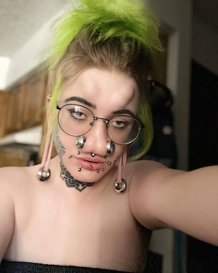 American Girl Gets 28 Piercings And Implanted Horns