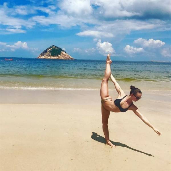 Fit Girls That Are Almost Too Hot to Handle