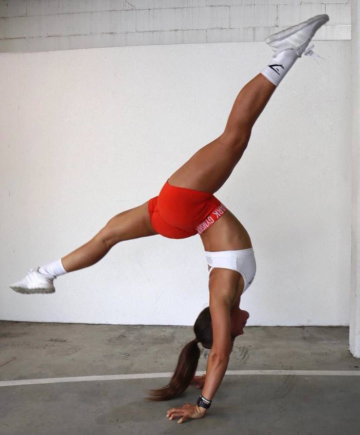 Fit Girls That Are Almost Too Hot to Handle