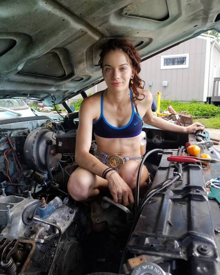 World’s Hottest Trucker