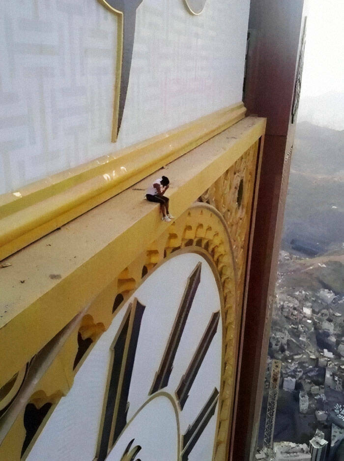 Megalophobia Nightmares: Giant Things That Terrify