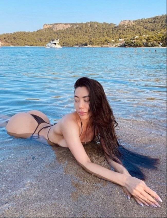 Perfectly Balanced Butts Over Backs