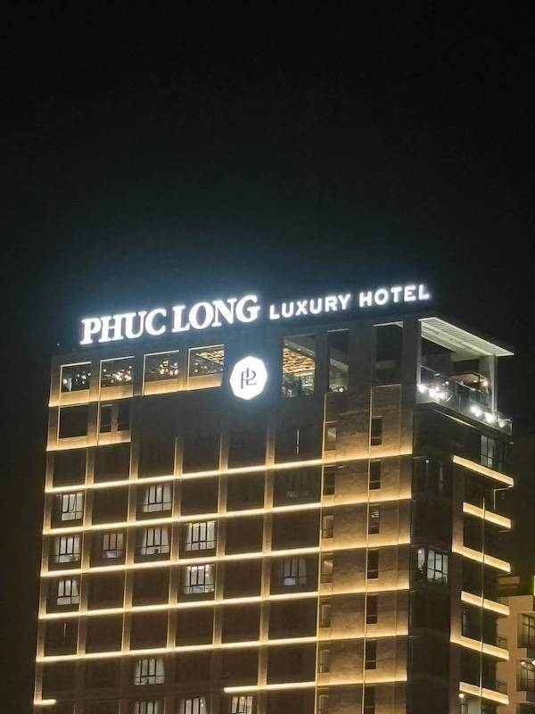 Dirty Dump For Dirty Minds