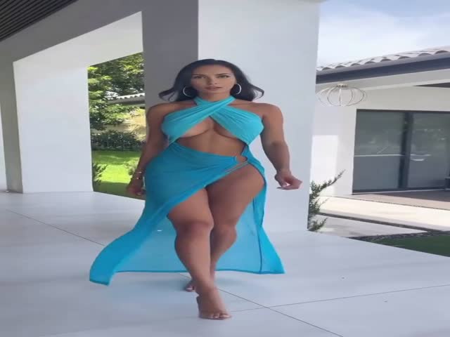 Hey, Nice Dress!