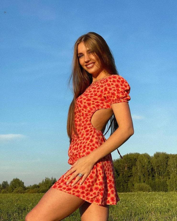 Sundresses Are Always Sexy!