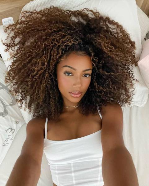 Izigirls Are Waiting For You!