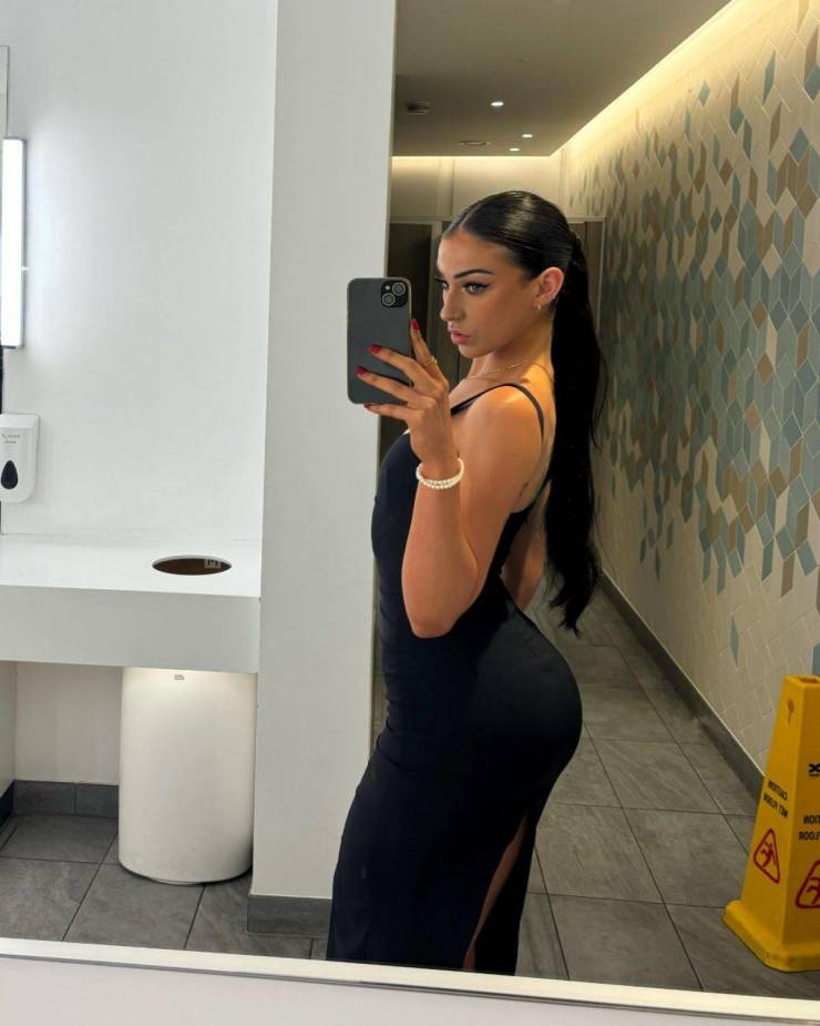 Hey, Nice Dress!