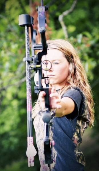 These Archery Girls Will Pierce Your Heart!