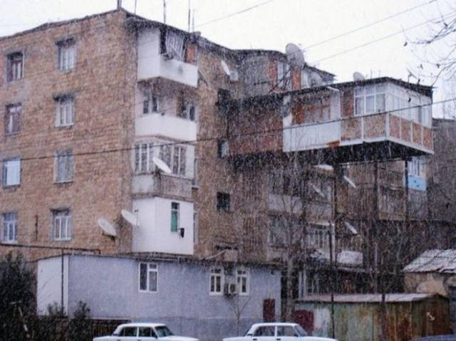 If You Visit Russia, Check The Balconies First