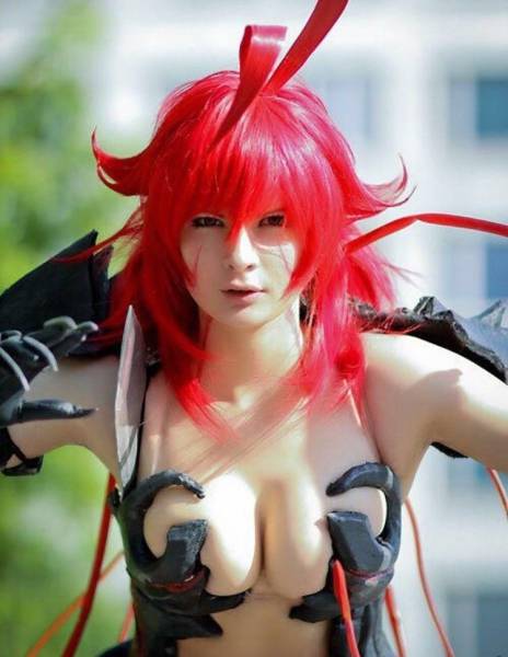Proper Cosplay Always Involves Proper Bodies