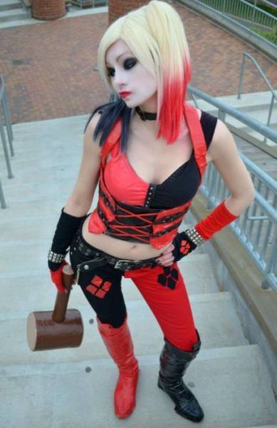 Proper Cosplay Always Involves Proper Bodies