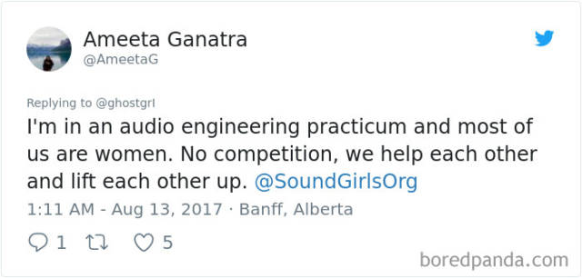 Women Are Always So Supportive Of Each Other!
