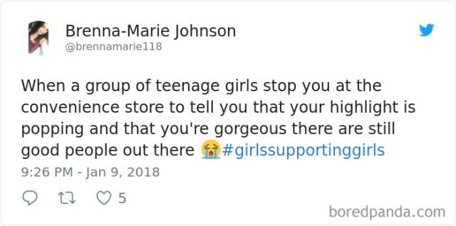Women Are Always So Supportive Of Each Other!