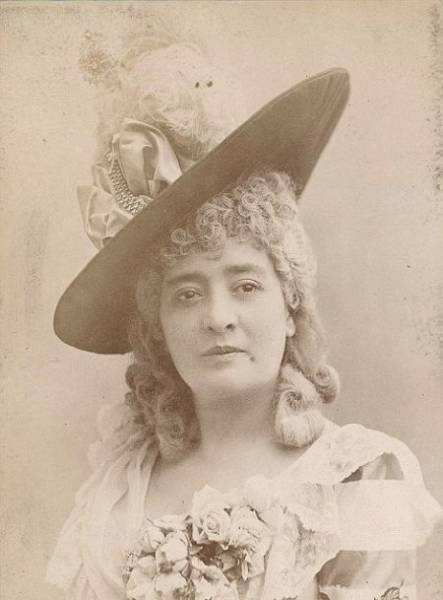 How French Prostitutes Looked Like In The 19th Century
