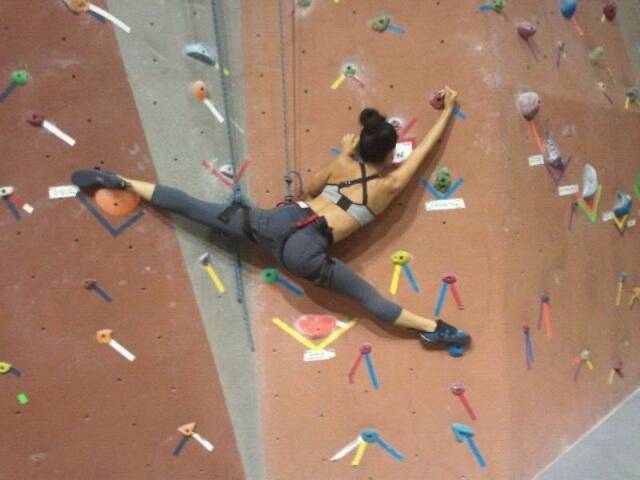 No Height Can Stop These Girls!
