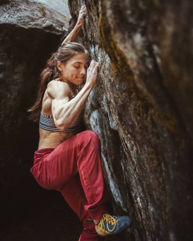 No Height Can Stop These Girls!