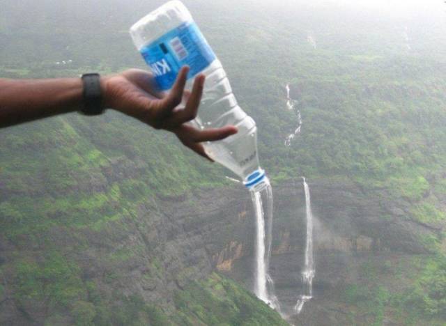 These Photos Don’t Contain What You See On Them